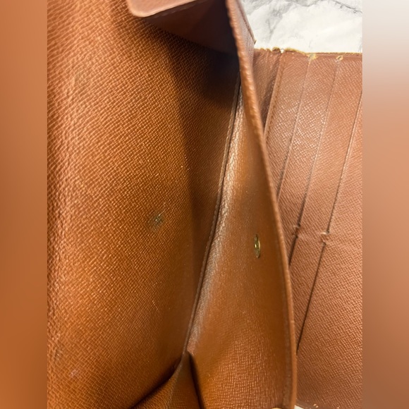 COPY - Authentic Louis Vuitton Brown Monogram Canvas Vintage (portefeuille) Ful… - Picture 5 of 11